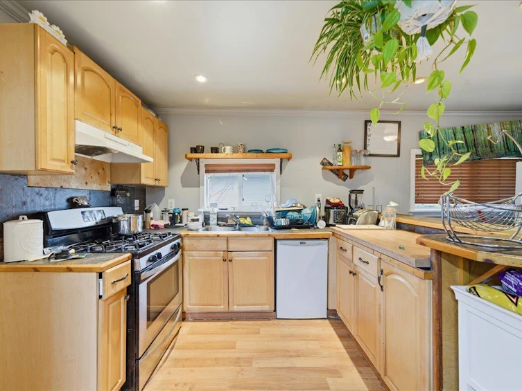 12357 189a Street, Pitt Meadows, BC, V3Y 2H3 - 17