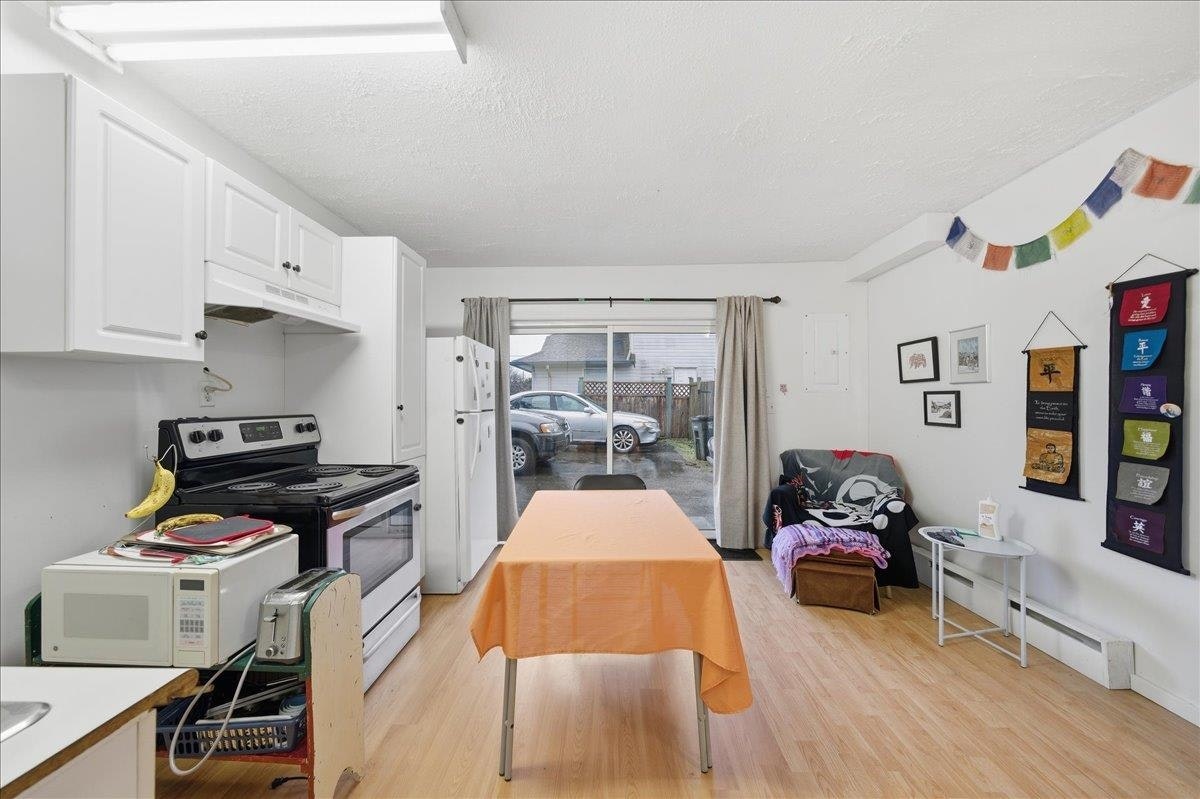 12357 189a Street, Pitt Meadows, BC, V3Y 2H3 - 24