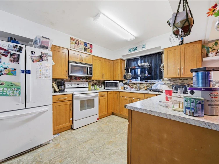 12357 189a Street, Pitt Meadows, BC, V3Y 2H3 - 5
