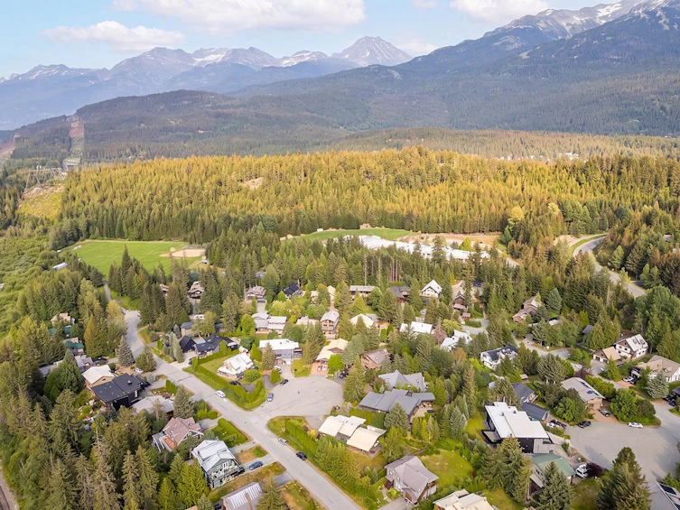 6447 Balsam Way, Whistler, BC, V8E 0C5 - 17