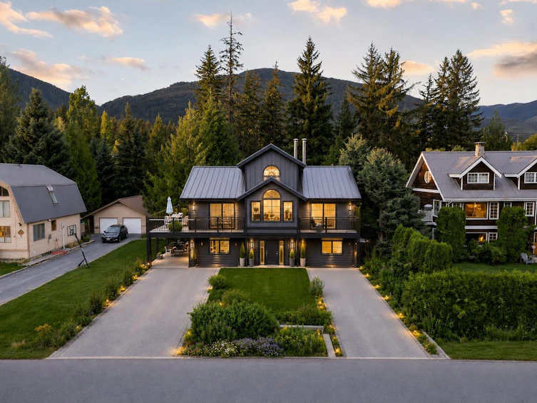 6447 Balsam Way, Whistler, BC, V8E 0C5
