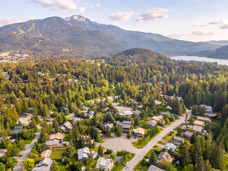 6447 Balsam Way, Whistler, BC, V8E 0C5 - 15