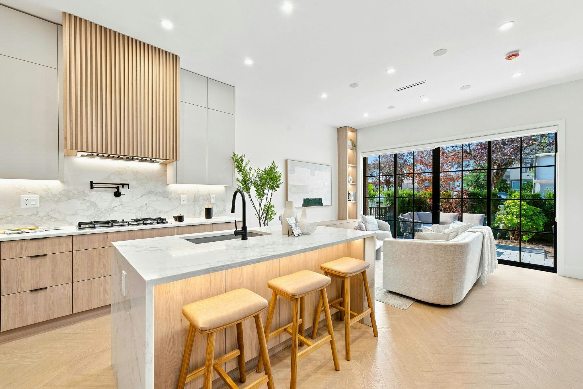 1-646 E 23rd Avenue, Vancouver, BC, V5V 1X8 - 7