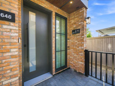 3-646 E 23rd Avenue - 2
