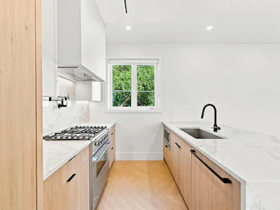3-646 E 23rd Avenue - 5