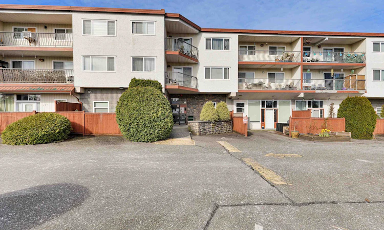 205-3043 270 Street
