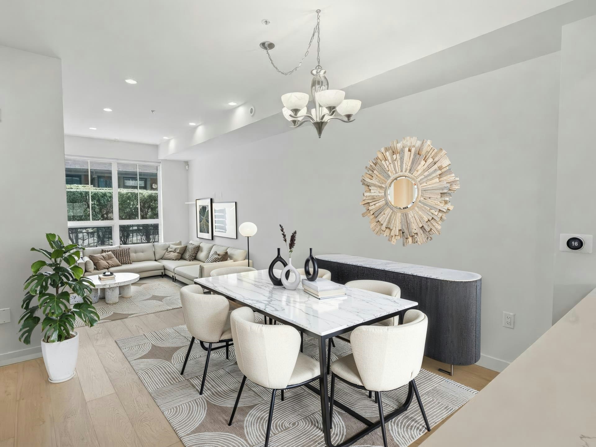 7891 Oak Street, Vancouver, BC, V6P 0H9