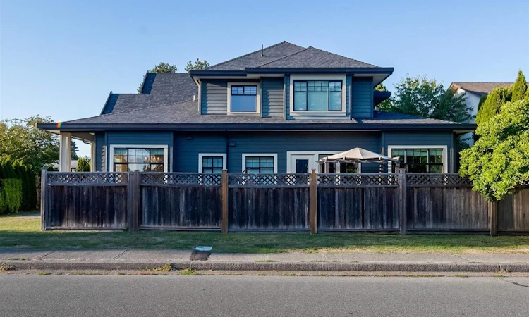 9491 Glenbrook Drive