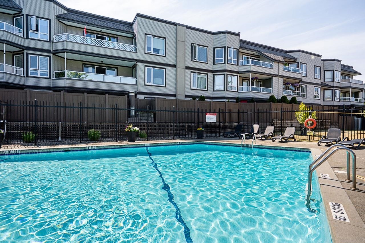 313-1830 E Southmere Crescent, Surrey, BC, V4A 9C2 - 11