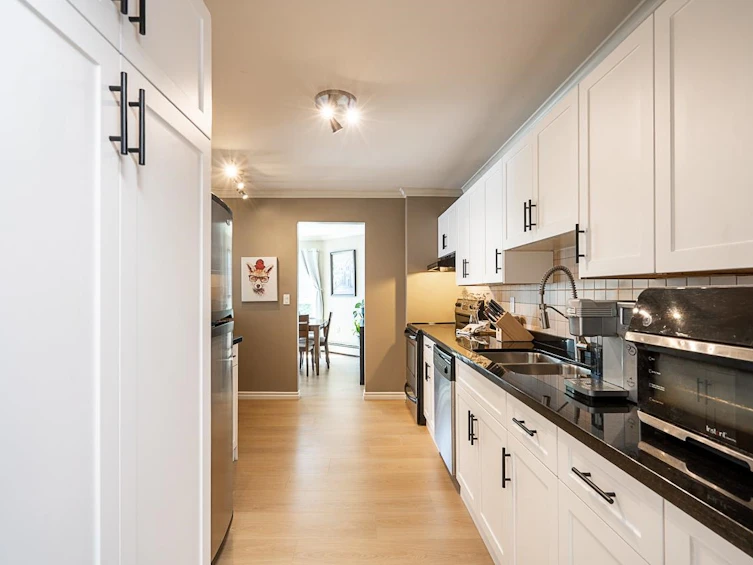 313-1830 E Southmere Crescent, Surrey, BC, V4A 9C2 - 17