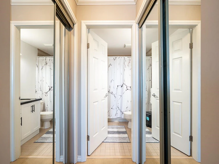 313-1830 E Southmere Crescent, Surrey, BC, V4A 9C2 - 10