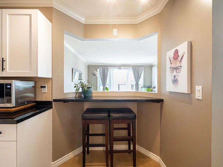 313-1830 E Southmere Crescent, Surrey, BC, V4A 9C2 - 3