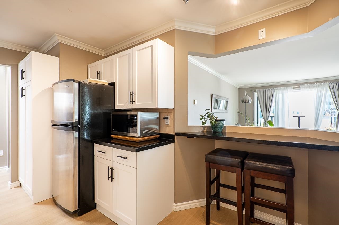 313-1830 E Southmere Crescent, Surrey, BC, V4A 9C2 - 8