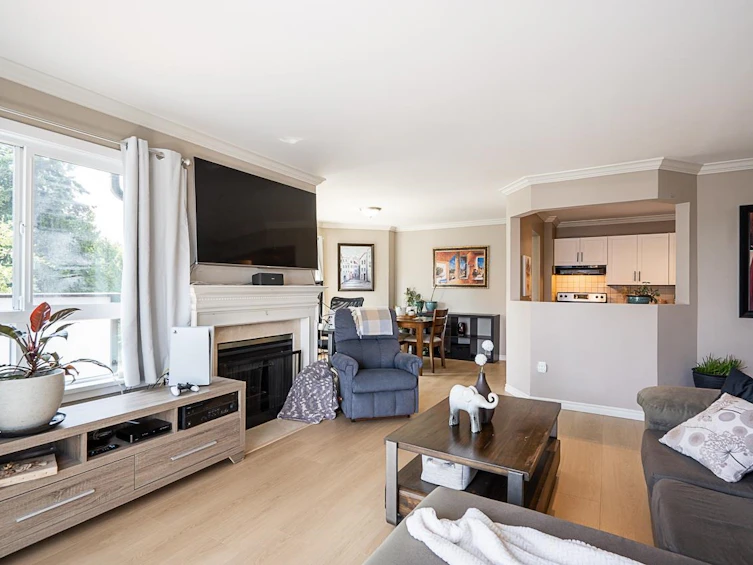 313-1830 E Southmere Crescent, Surrey, BC, V4A 9C2 - 14