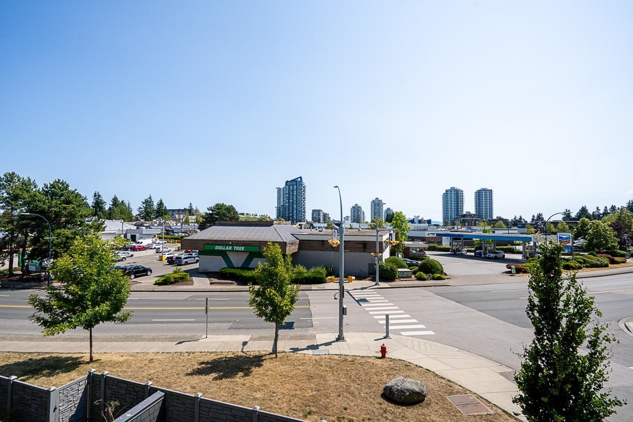 313-1830 E Southmere Crescent, Surrey, BC, V4A 9C2 - 32