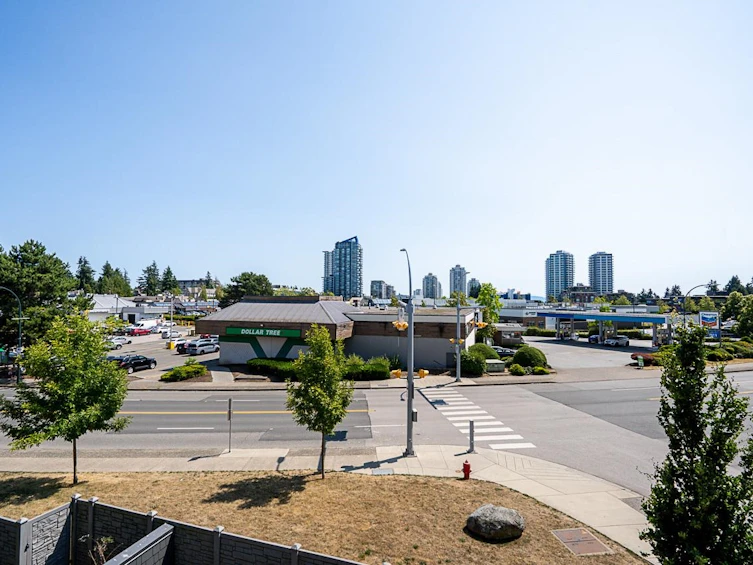 313-1830 E Southmere Crescent, Surrey, BC, V4A 9C2 - 32