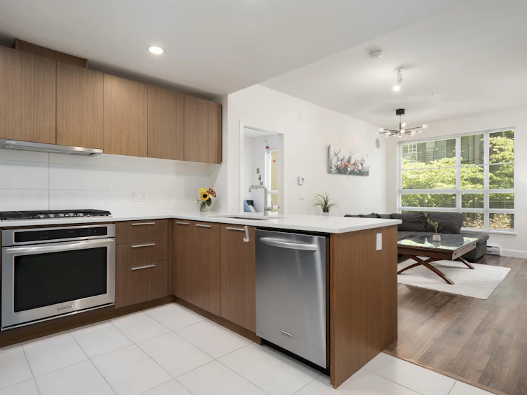 217-6033 Gray Avenue, Vancouver, BC, V6S 0G3 - 6