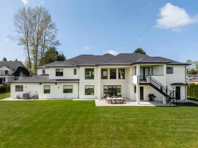 2-606 202 Street - 4