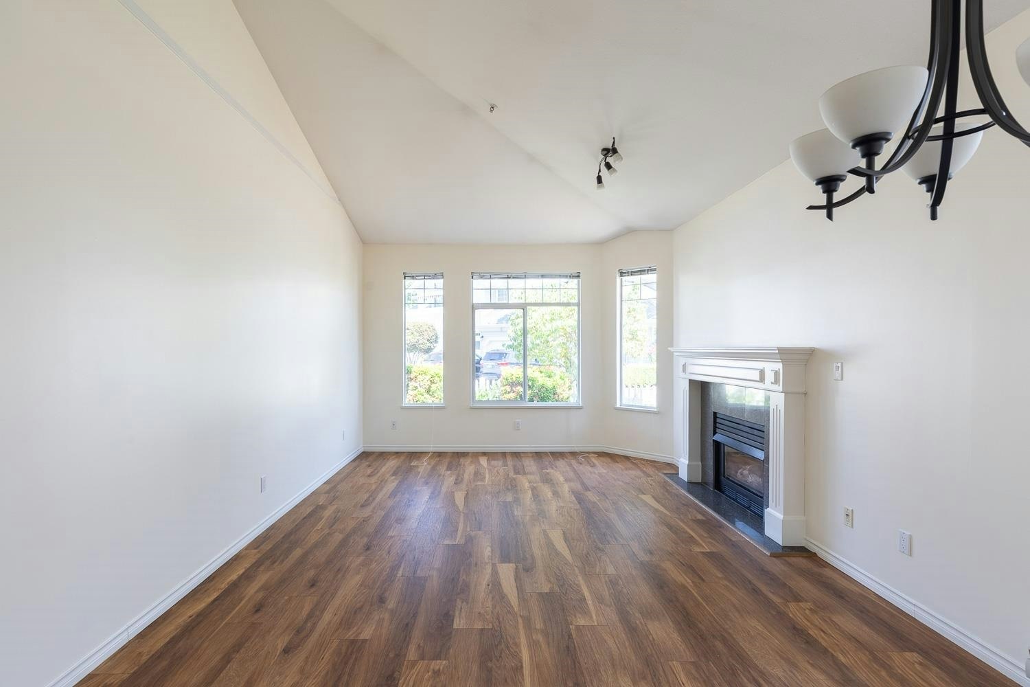 49-5708 208 Street, Langley, BC, V3A 8L4 - 6