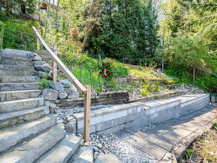 1062 Spar Drive, Coquitlam, BC, V3H 3G8 - 32