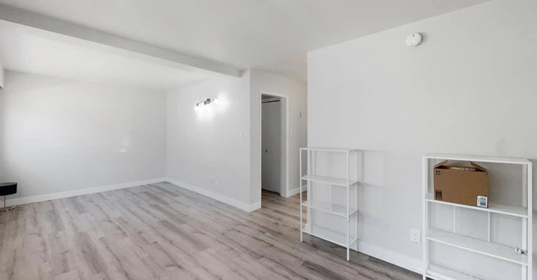 8635 Fremlin Street, Vancouver, BC, V6P 3X4 - 4