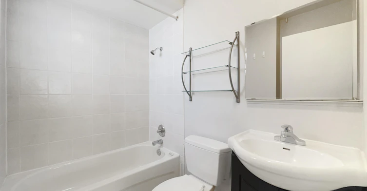 8635 Fremlin Street, Vancouver, BC, V6P 3X4 - 6