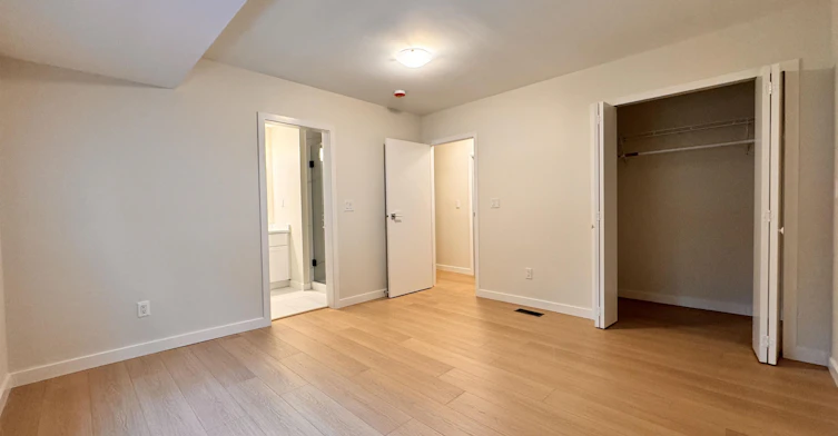 20861 72 Avenue, Langley, BC, V2Y 1T6 - 11