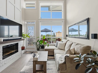 607-22335 Mcintosh Avenue - 4