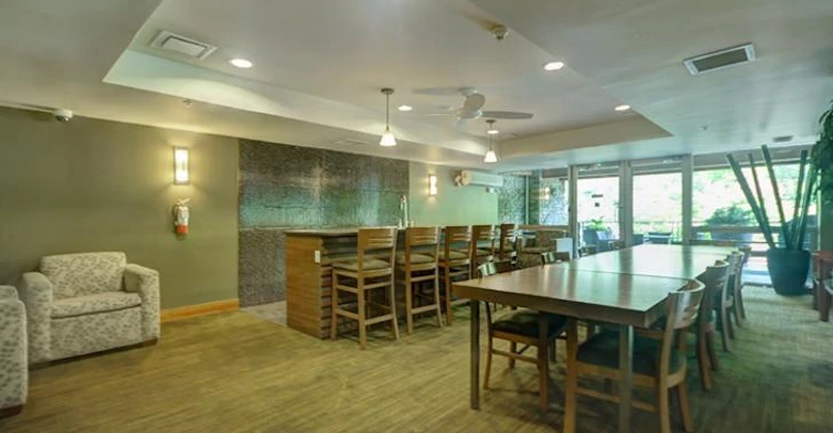 309-7488 Byrnepark Walk, Burnaby, BC, V3N 0B6 - 6