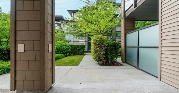 309-7488 Byrnepark Walk, Burnaby, BC, V3N 0B6 - 17
