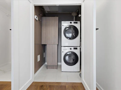 2301-288 Ungless Way - 3