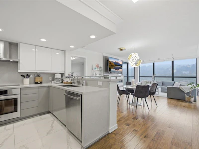 2301-288 Ungless Way - 4