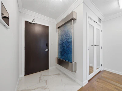 2301-288 Ungless Way - 2
