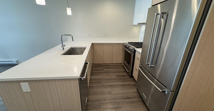 203-2188 Madison Avenue, Burnaby, BC, V5C 0J8 - 4
