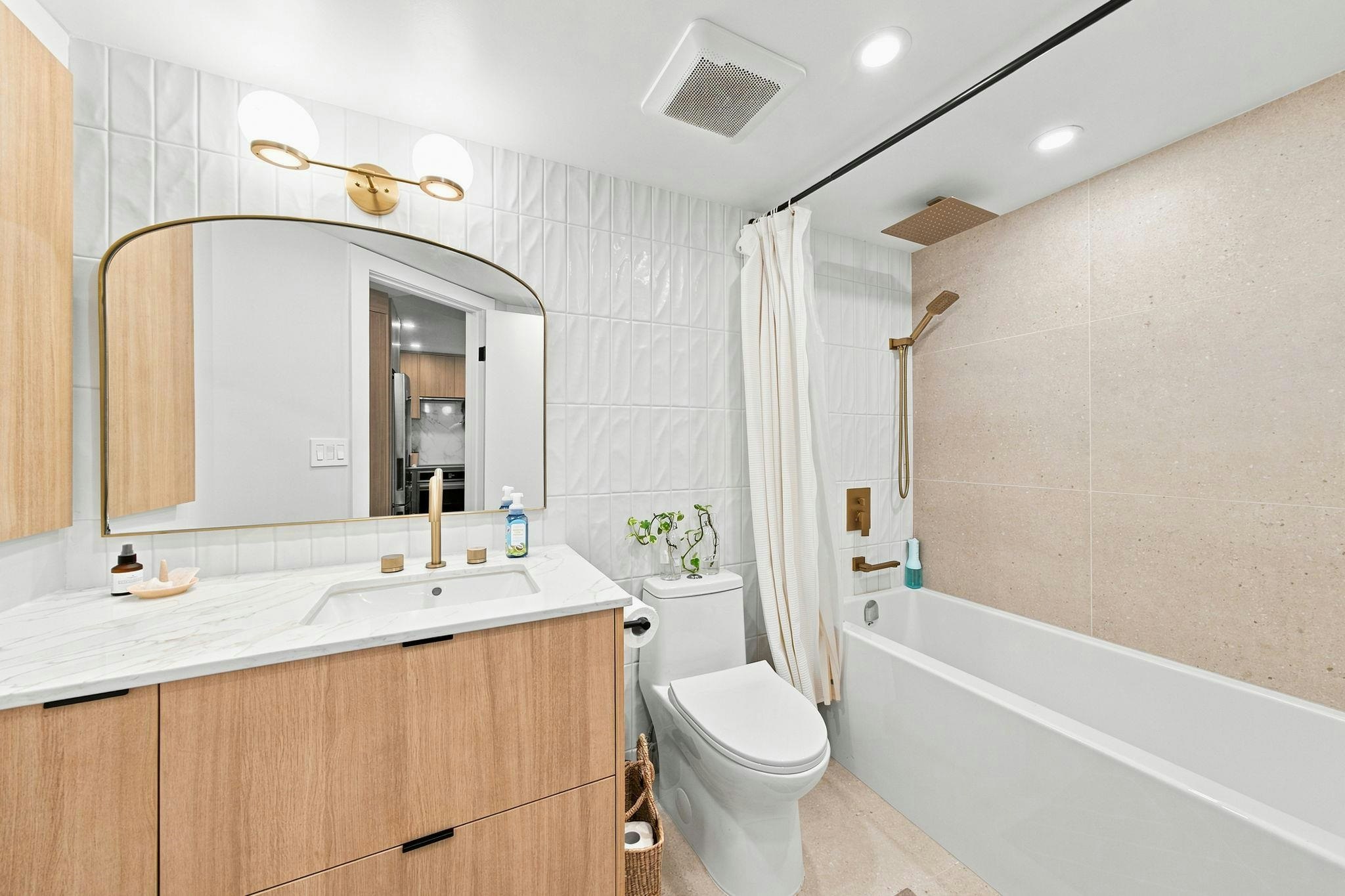 1502-1500 Howe Street, Vancouver, BC, V6Z 2N1 - 11