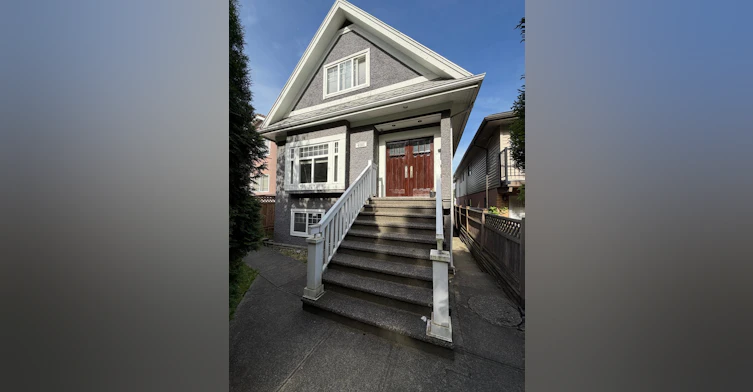 4585 Commercial Street, Vancouver, BC, V5N 4G8