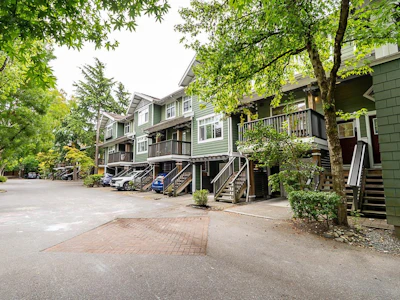86-15233 34 Avenue - 3