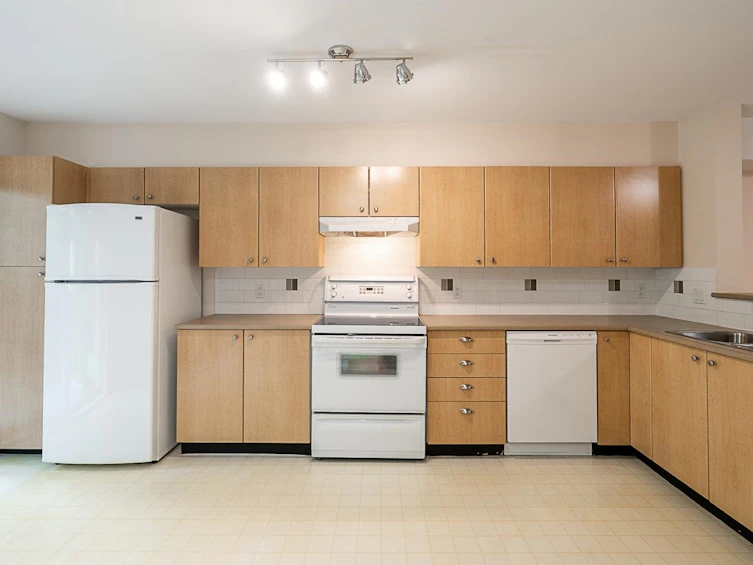 86-15233 34 Avenue, Surrey, BC, V3S 2T7 - 6