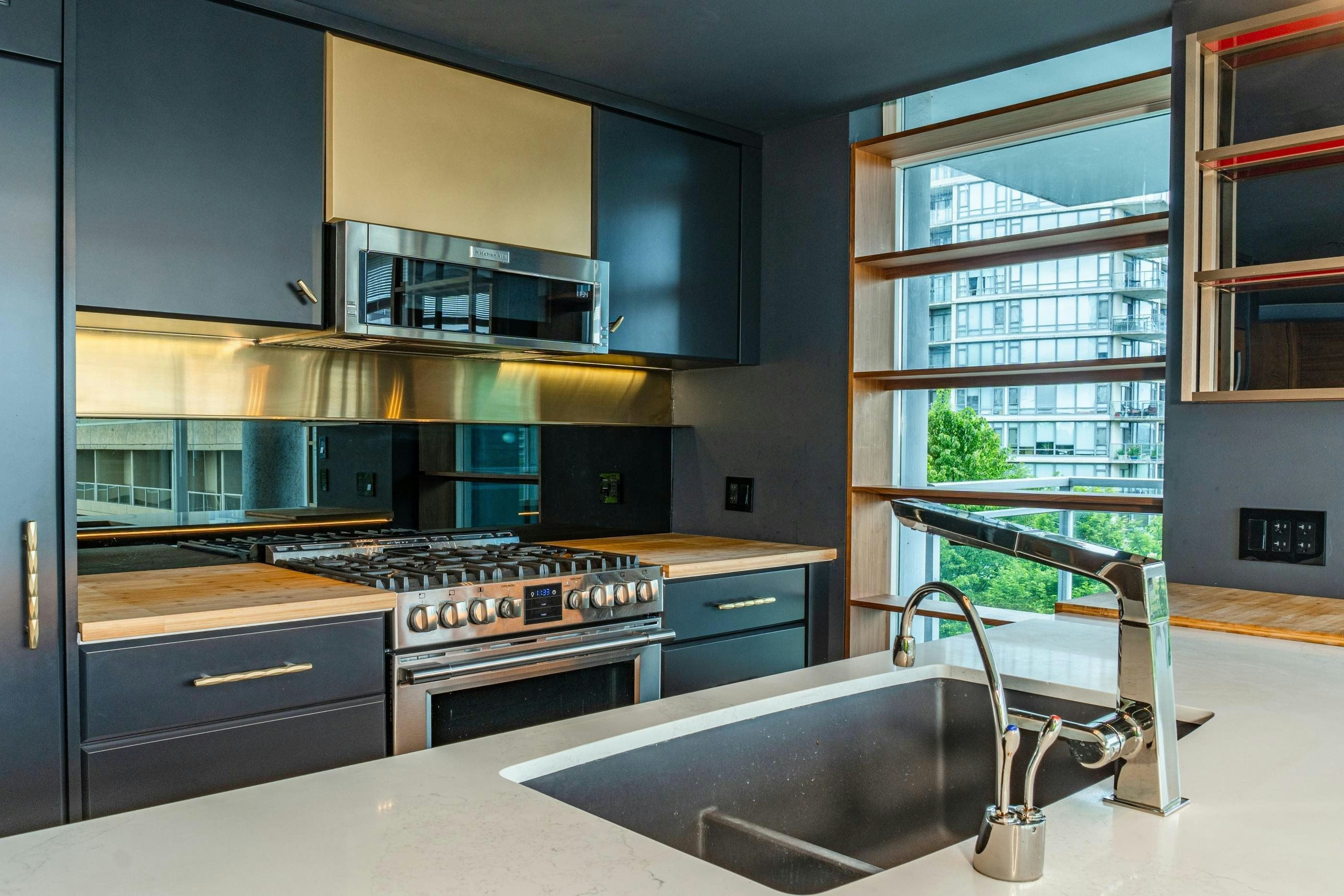 901-7373 Westminster Highway, Richmond, BC, V6X 0B5