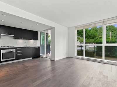 108-6180 Cooney Road - 2