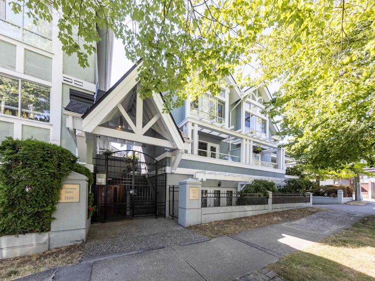 W102-3189 Camosun Street, Vancouver, BC, V6R 3X2 - 2