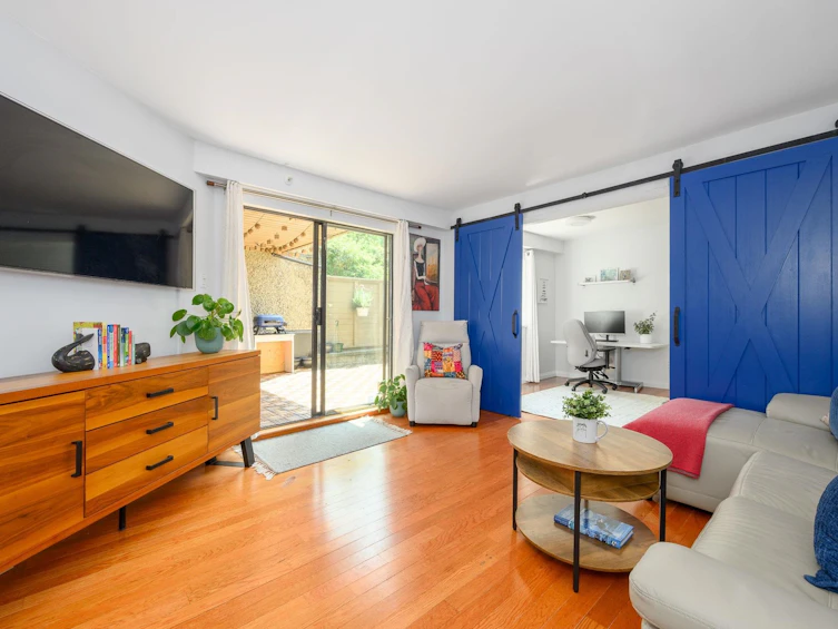 104-1500 Pendrell Street, Vancouver, BC, V6G 3A5