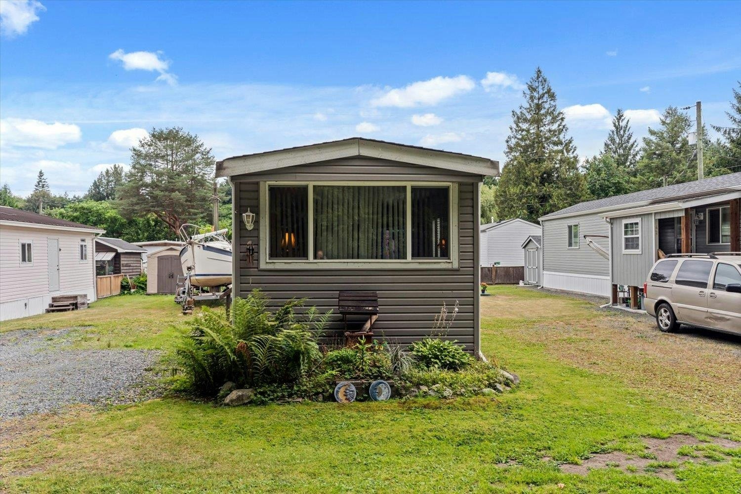41-3942 Columbia Valley Road - 2