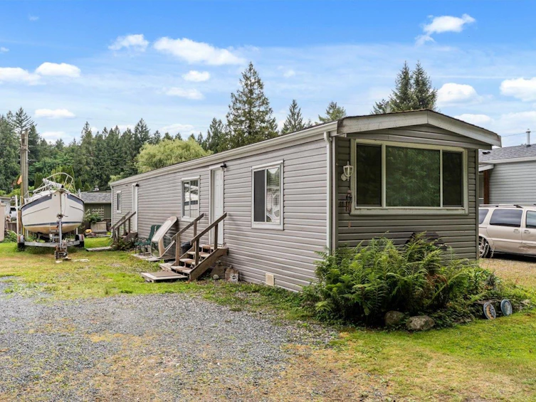 41-3942 Columbia Valley Road, Cultus Lake, BC, V2R 5B2