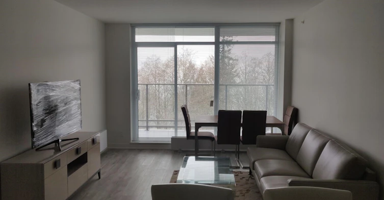 8940 University Crescent, Burnaby, BC, V5A 0E7 - 3