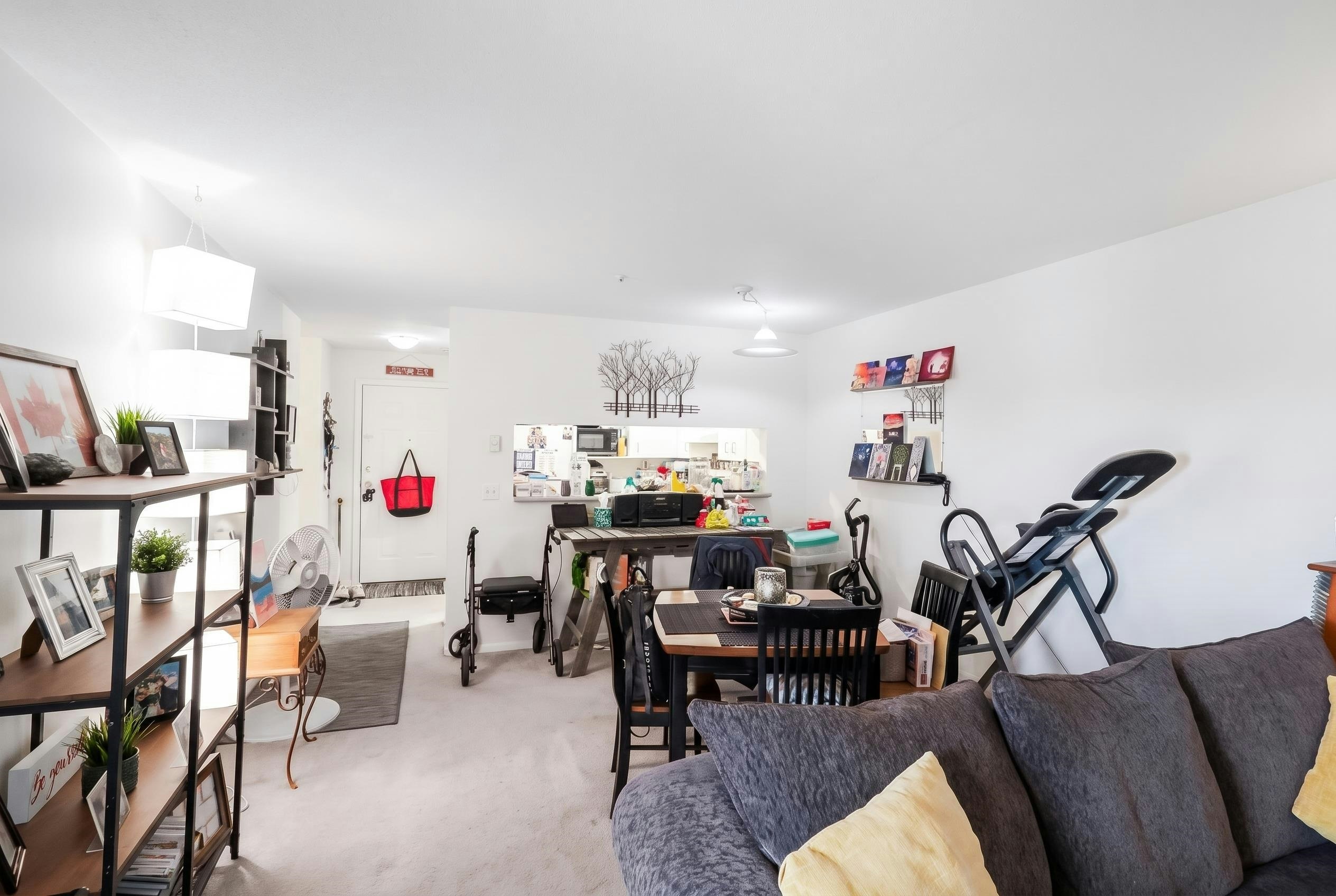 205-723 Twelfth Street, New Westminster, BC, V3M 4J8