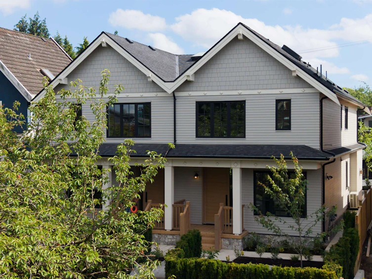 2-242 E 20th Avenue, Vancouver, BC, V5V 1M1