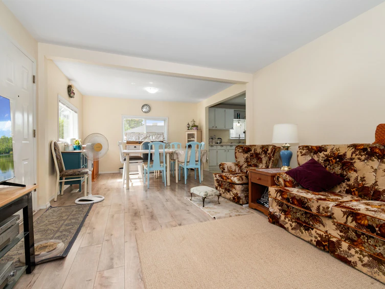 9570 Victor Street, Chilliwack, BC, V2P 5B4 - 5