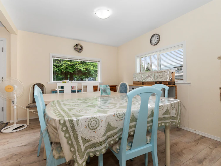 9570 Victor Street, Chilliwack, BC, V2P 5B4 - 8