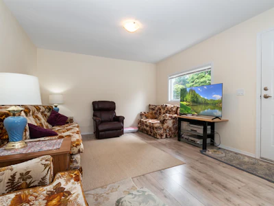 9570 Victor Street - 3
